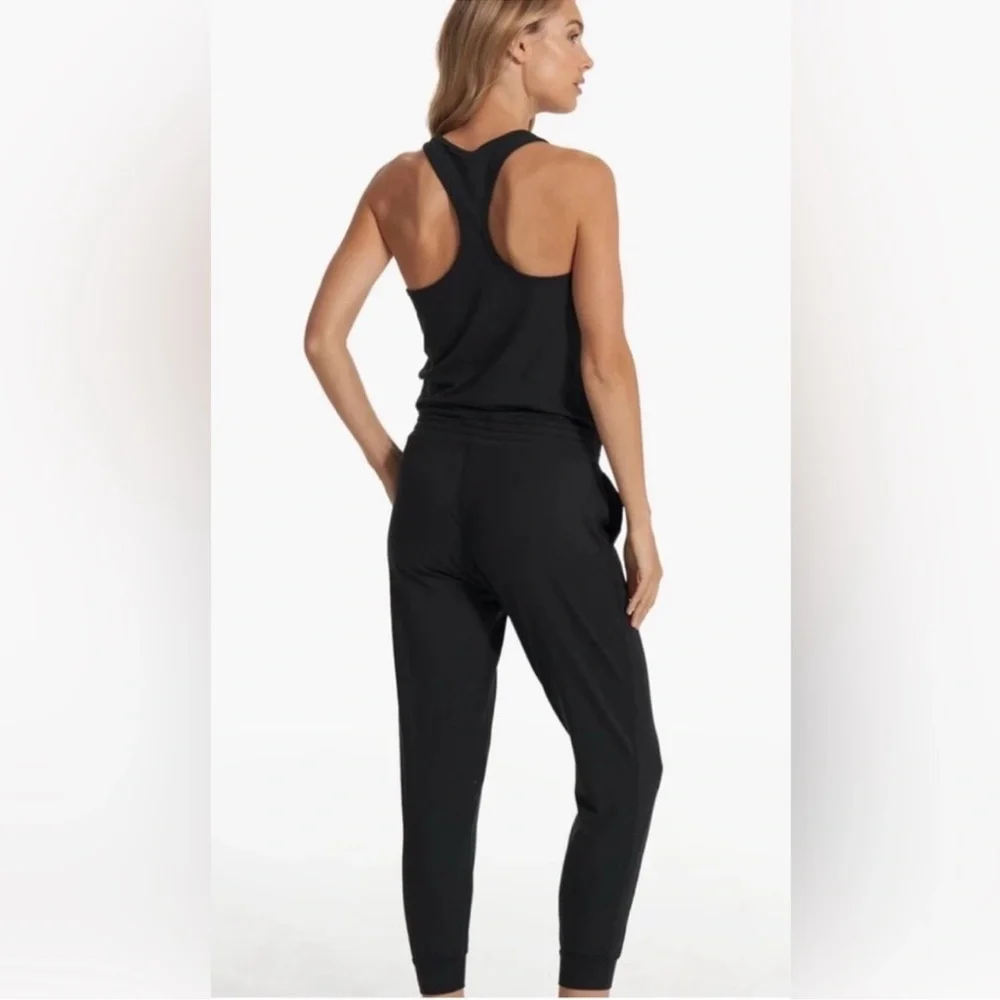Vuori Black Tank Top - Picture 2 of 6